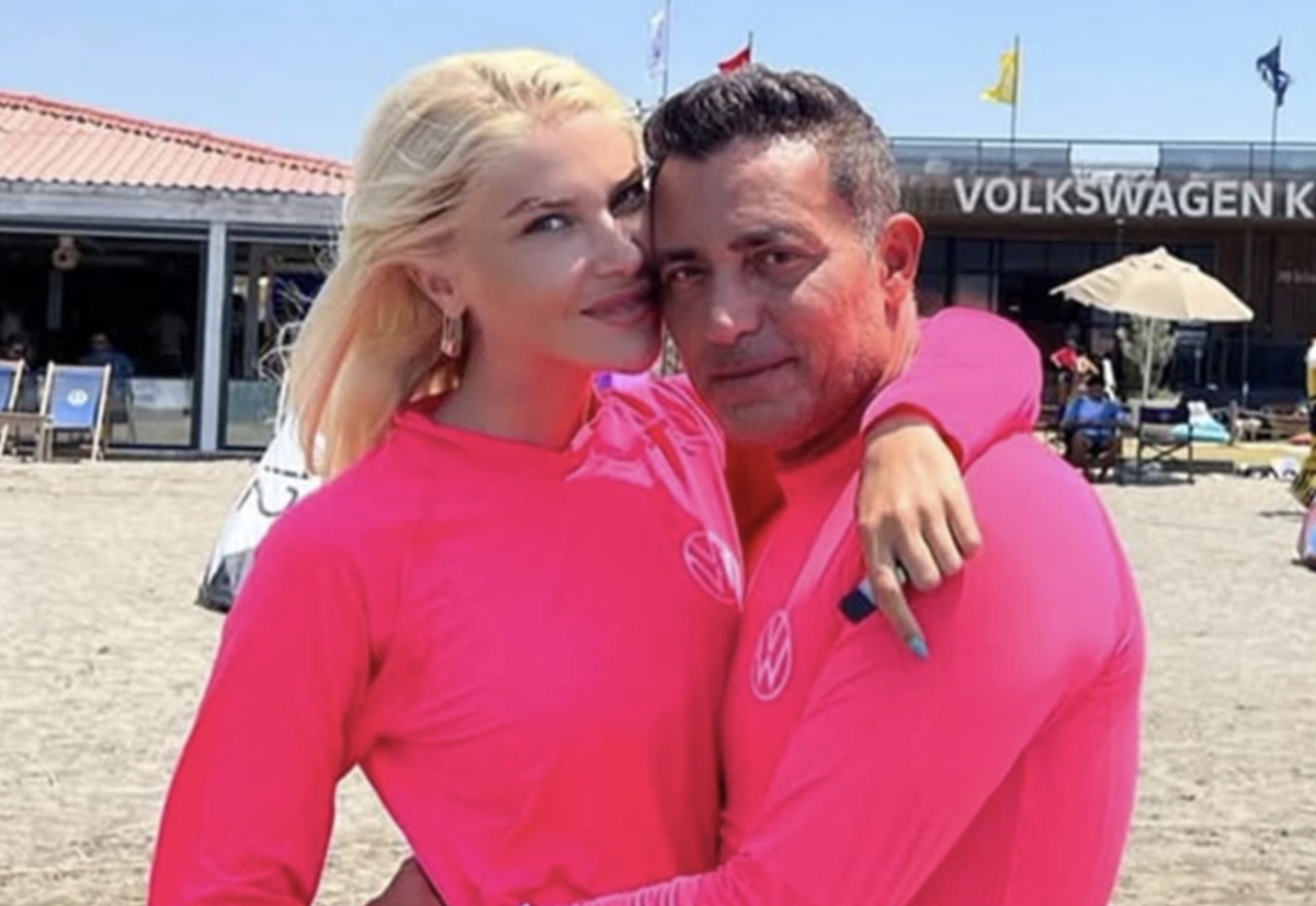 Emina i Mustafa se razveli, a onda je on oženio 20 godina mlađu: Evo ko je plavuša koja je osvojila Turčina