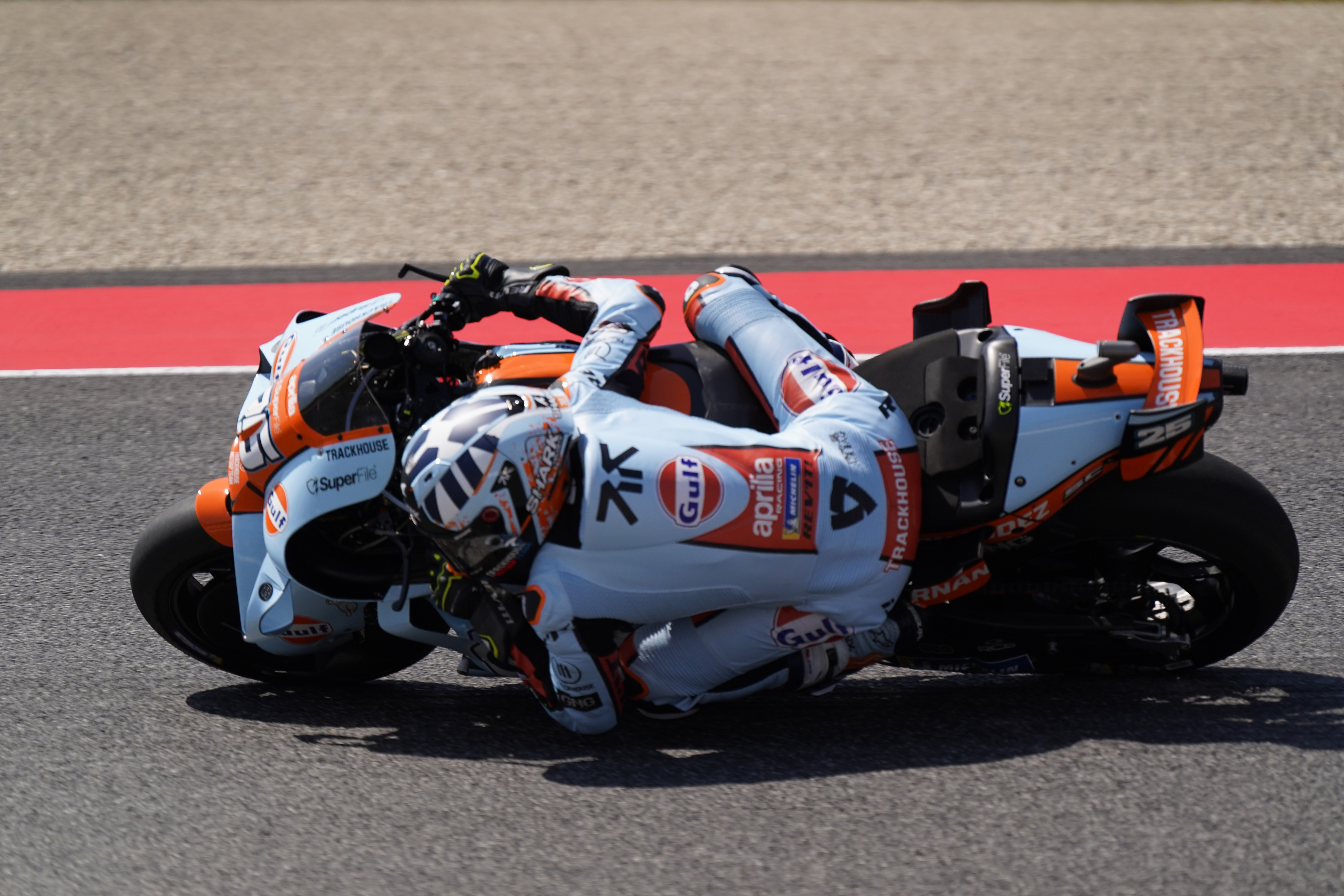 Sjajan dan u Moto GP pred ono glavno, Raul i Horhe podelili šou
