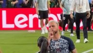 Arnautović pravio haos posle istorijskog remija, hteo da se obračuna sa protivnikom, pa ih ućutkivao!