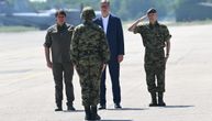 "Stižu Rafali, ali i nešto o čemu ne mogu još da govorim" Vučić na aerodromu Batajnica, prikaz sredstava VS