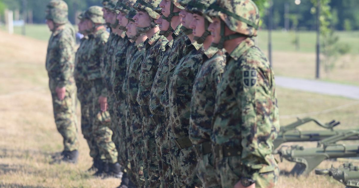 Uskoro će biti raspisani prvi pozivi za lekarske preglede za odsluženje vojnog roka, a dobiće ih dečaci OVE GENERACIJE – Novosti Uskoro će biti raspisani prvi pozivi za lekarske preglede za odsluženje vojnog roka, a dobiće ih dečaci OVE GENERACIJE – Novosti