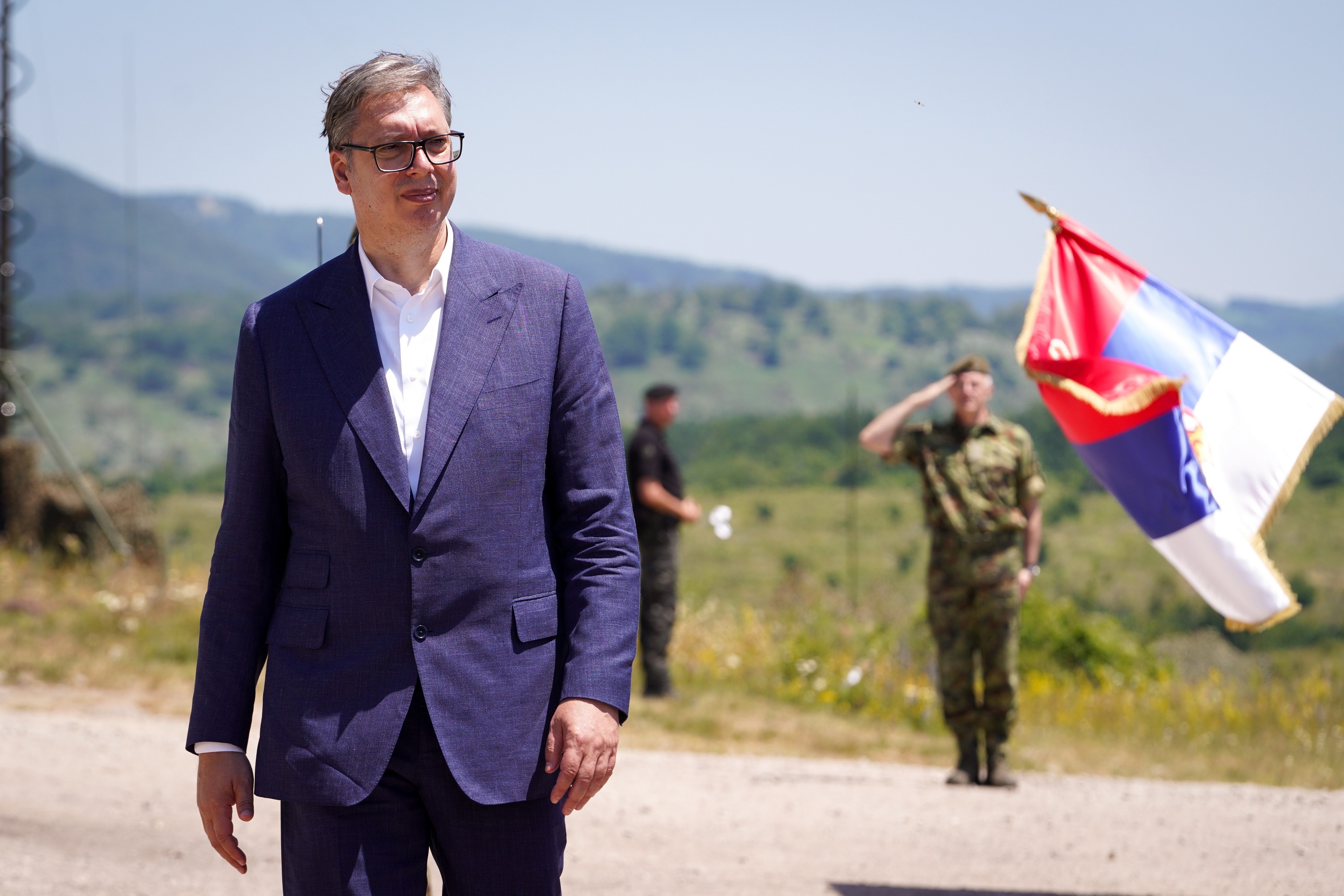 Vojska Srbije dejstvuje iz Pasarsa i Pancira: Vučić na Pasuljanskim livadama, počela paljba PVO jedinica