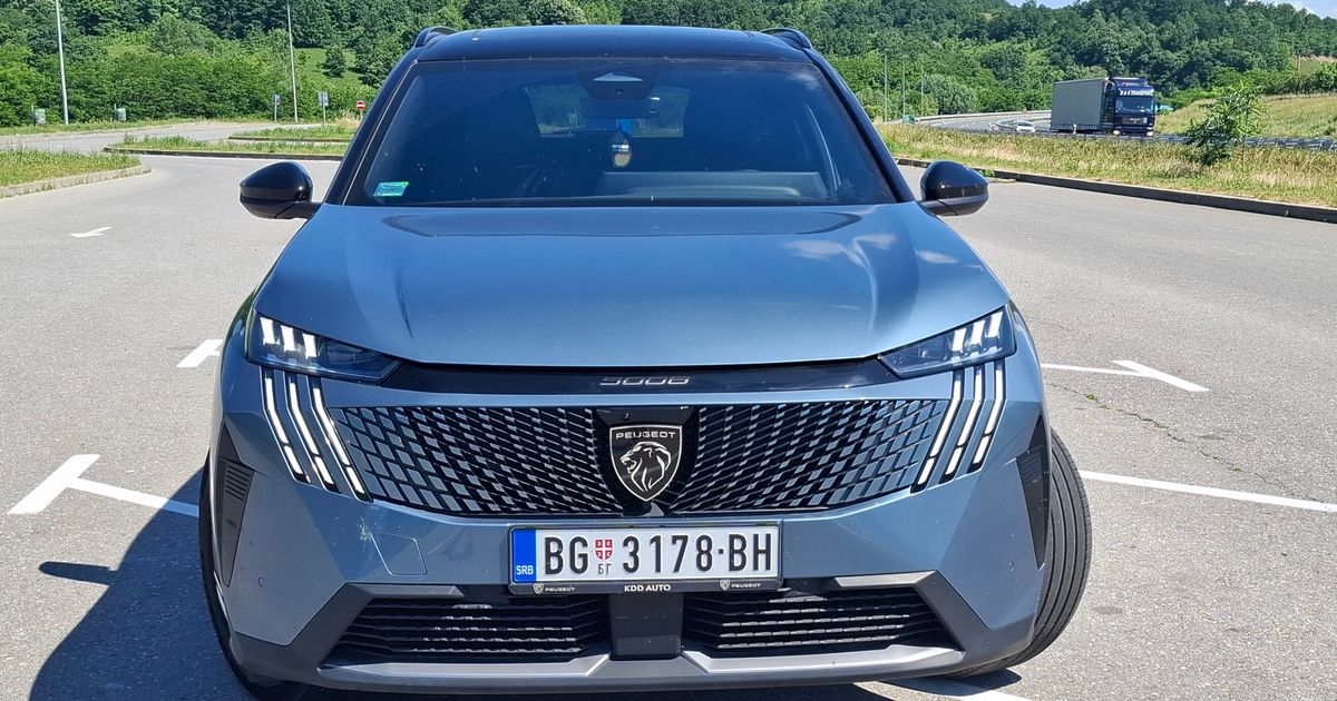 САМЫЙ БОЛЬШОЙ ЛЕВ! Тест Peugeot 5008 plug-in hybrid: Этот внедорожник представляет 4 автомобиля в одном