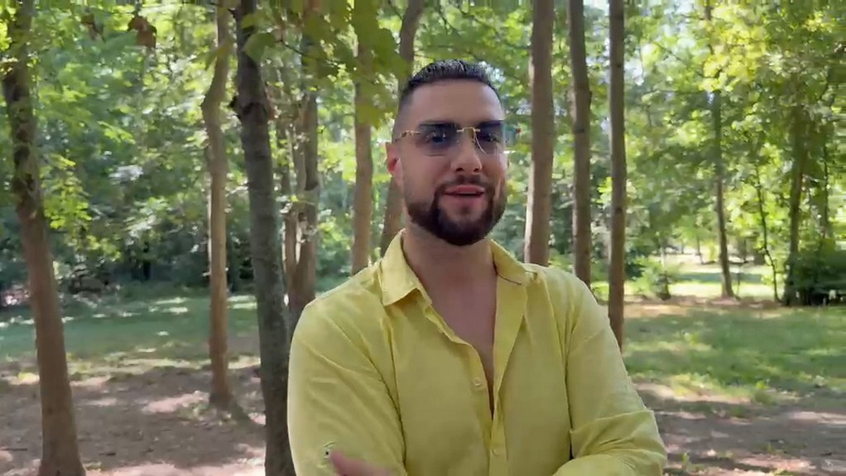 "Stizale su mi ozbiljne pretnje" Pevač izneo detalje odnosa sa Anđelom Đuričić, pomenuo Gastoza