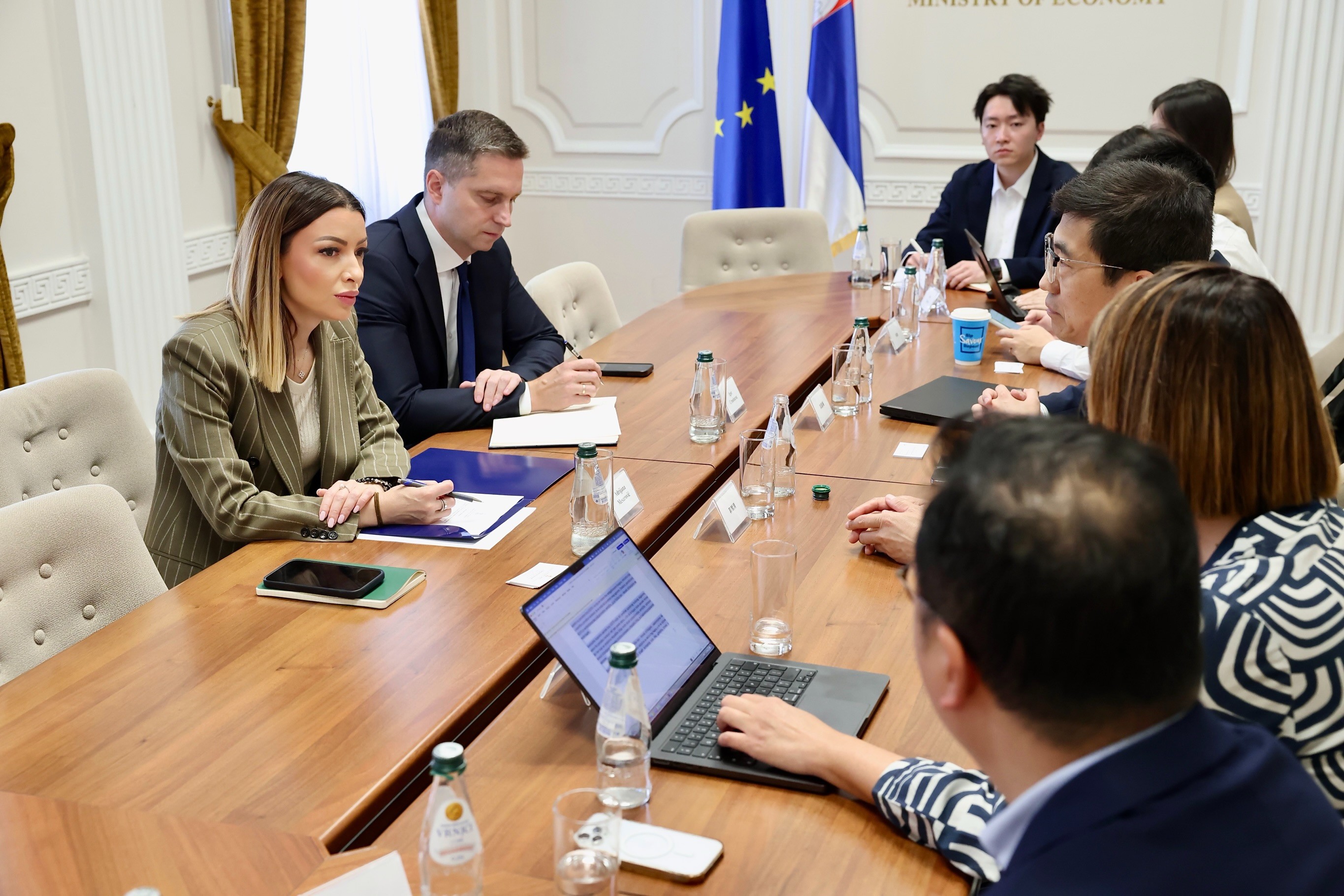 Mesarović sa predstavnicima kineske kompanije "Guangdong MingYang Electric"