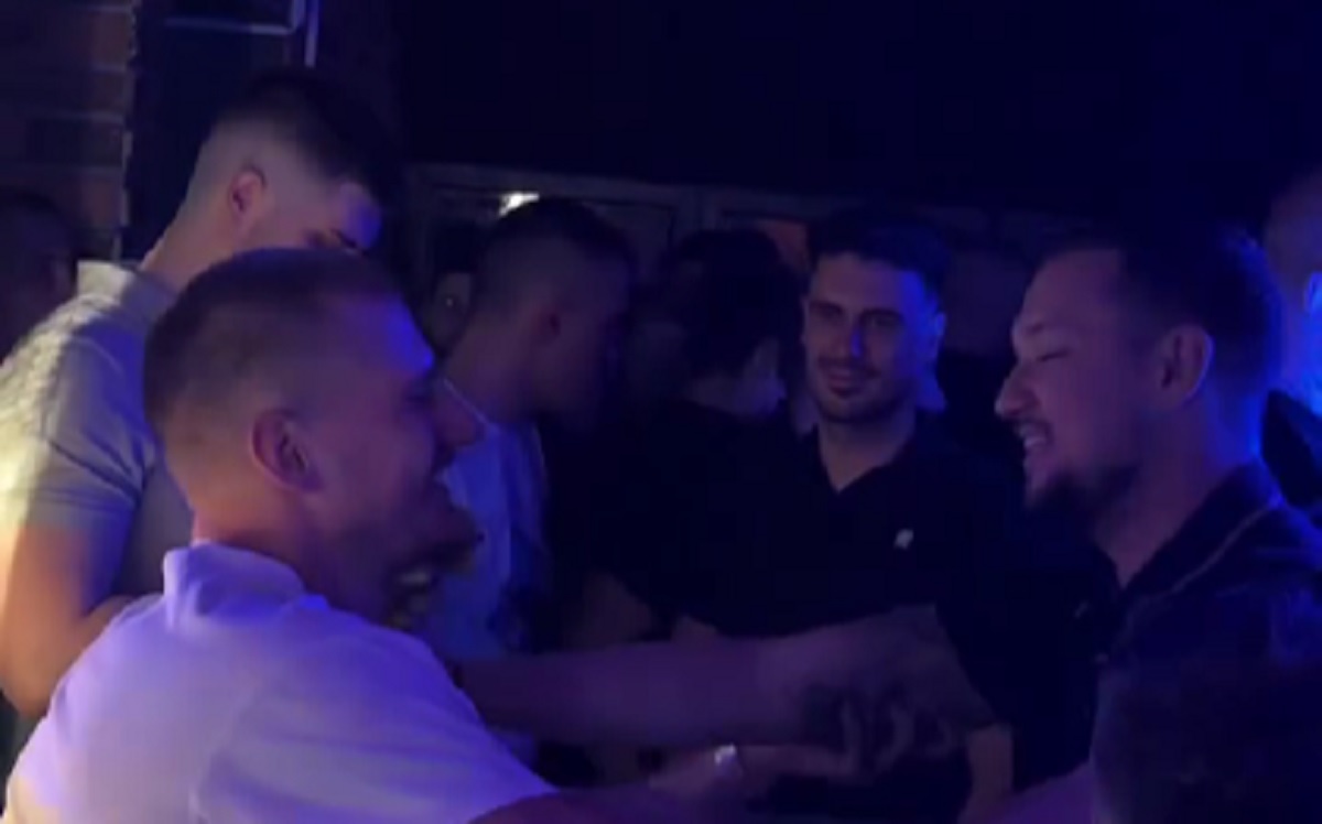 Nikola Jokic enjoys night out in Belgrade with his teammates, hangs out with well-known singer