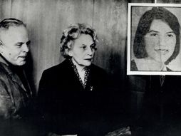 Anneliese Michel, Analiza Mihael