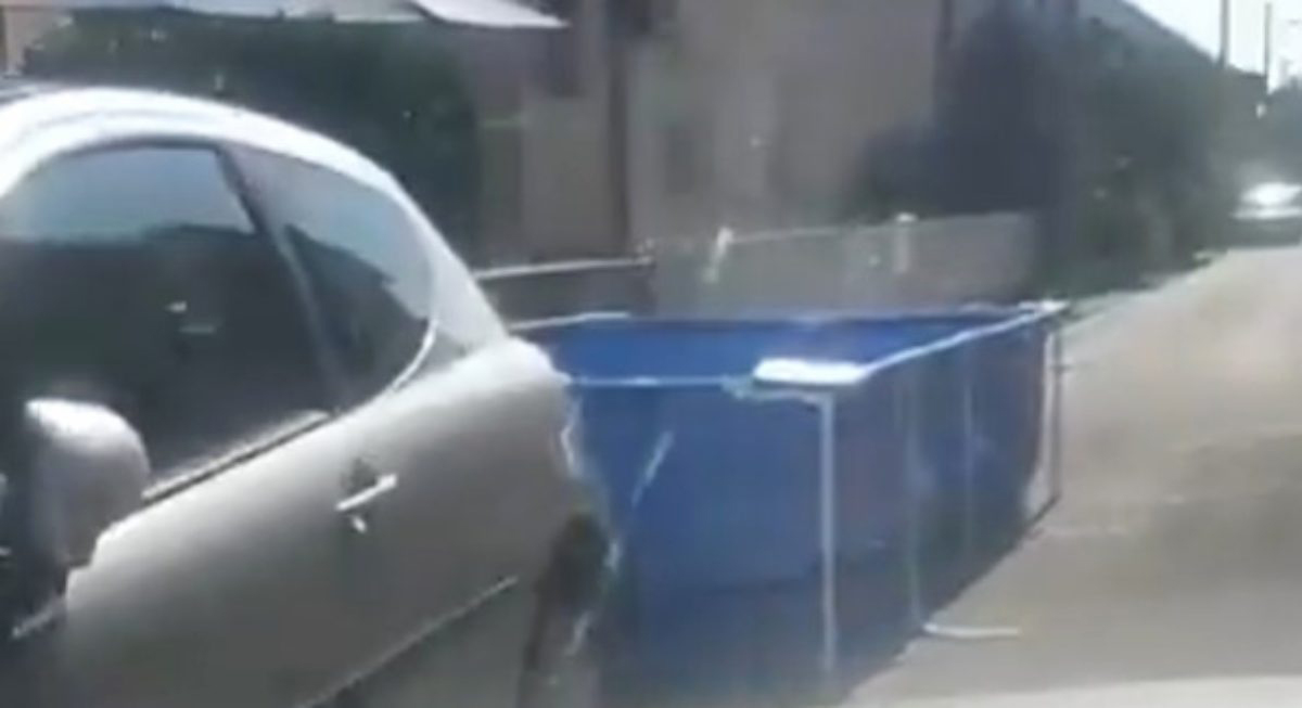 Postavili bazen ispred kuće u Dubravi, mreže se usijale: "Snaja mi je pokazala šta ljudi pišu, grozne stvari"