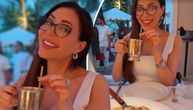 Ceca stigla u Španiju! Blista u beloj haljini: Evo gde su se zaputile sa Anastasijom, jedna reč objasnila SVE