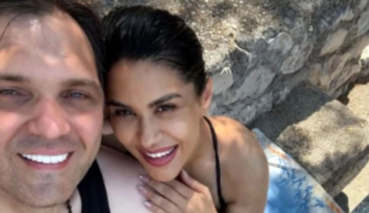 Mina i Kasper podelili srećne vesti: Evo da li se on vraća u Ameriku "Video me je u najboljim i najtežim..."
