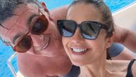 Glumica sa 10 godina starijim suprugom krstari morem: Posle 25 godina braka cveta im ljubav - ne skidaju osmeh