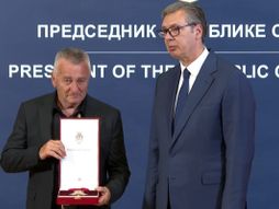 Aleksandar Vučić, Španija, Obraćanje, Ordenje