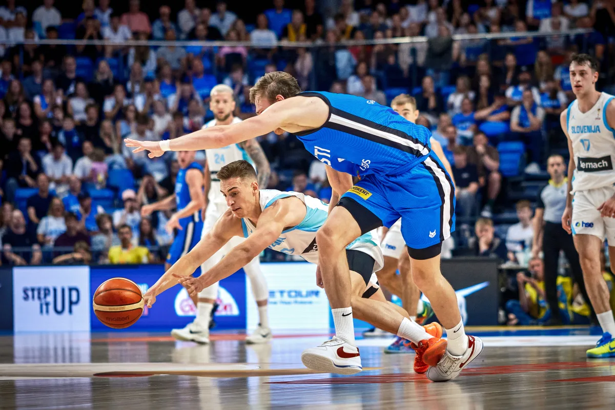 Debakl košarkaša Slovenije u kvalifikacijama za Svetsko prvenstvo, Estonija ih dobila sa +31!