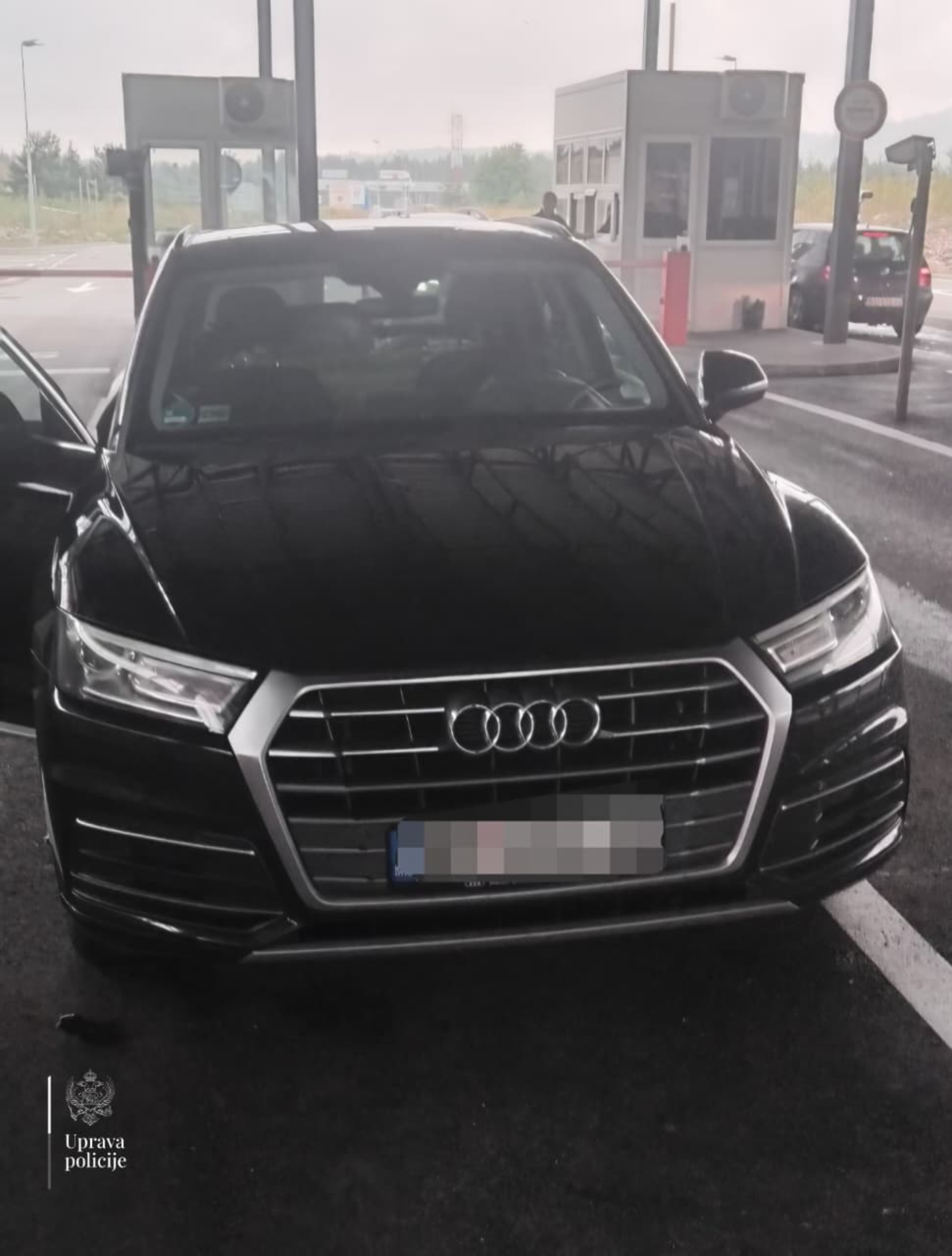 Opasan kriminalac iz Srbije "pao" na granici: Interpol našao debeo dosije, zaplenjen luksuzni "Audi Q5"