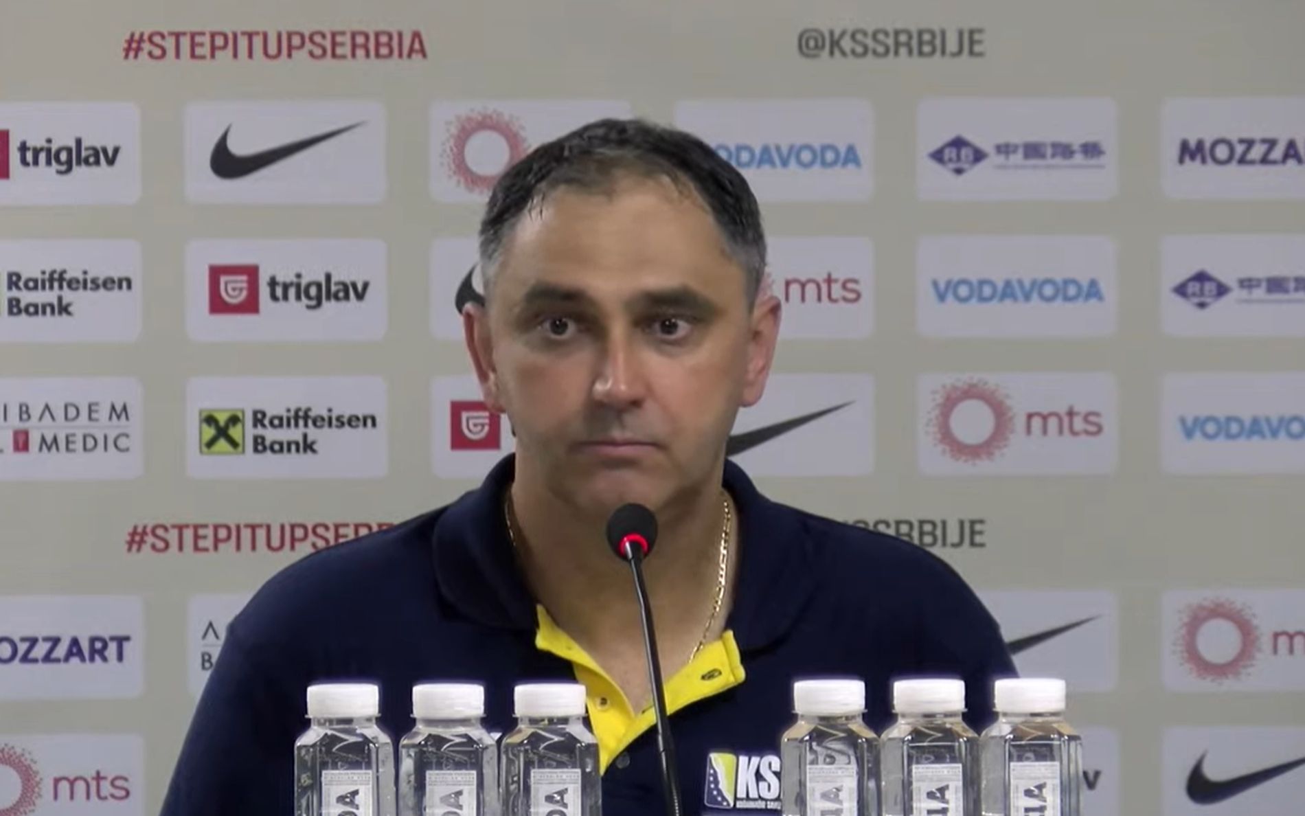 Selektor Bosne i Hercegovine oduševio na konferenciji: "Ako možemo da pomognemo Srbiji... Zašto da ne?!"