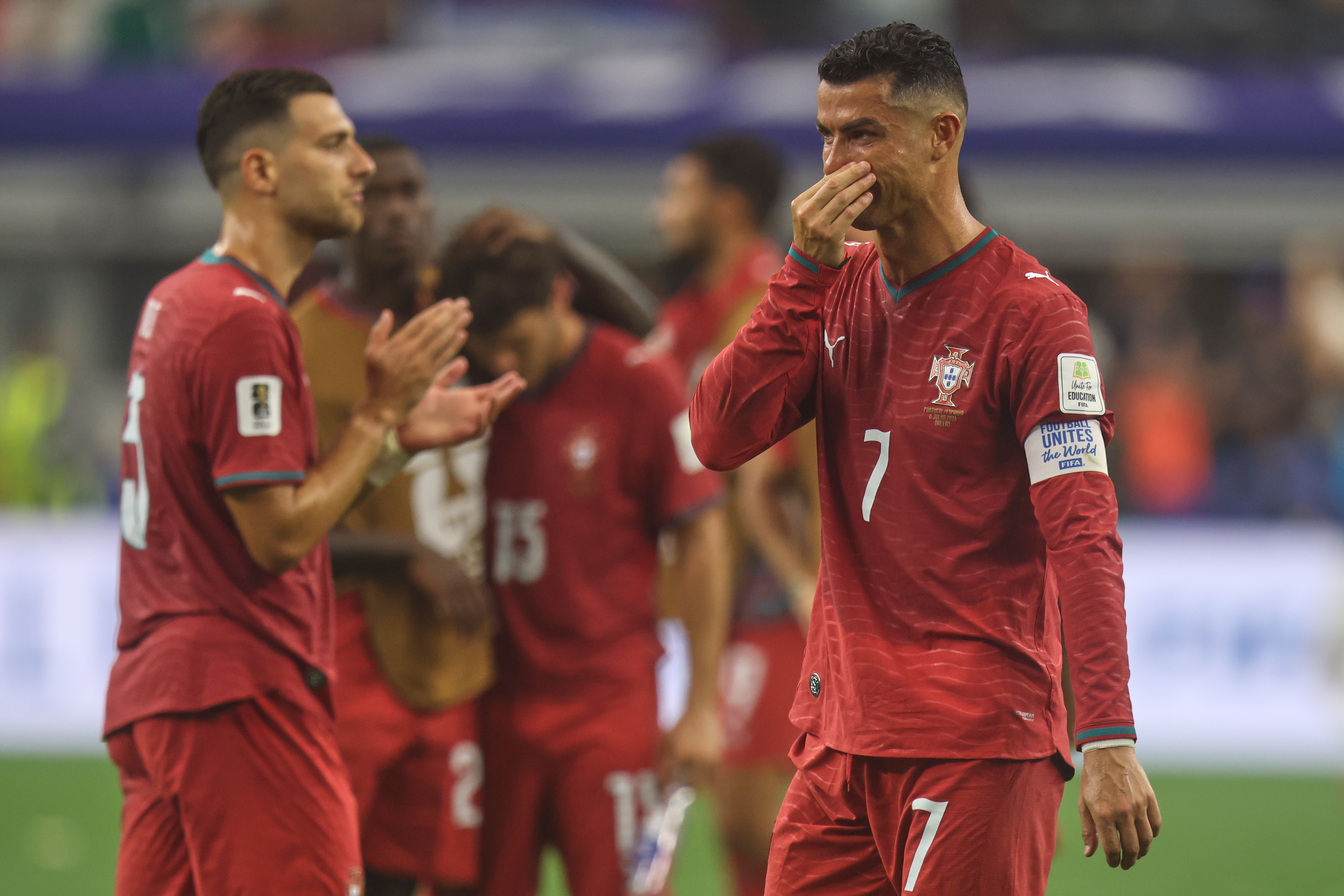 Najpoznatiji jutjuber plakao zbog Ronalda i Svetskog prvenstva: Bio u Srbiji, pokazivao i "dvoglavog orla"