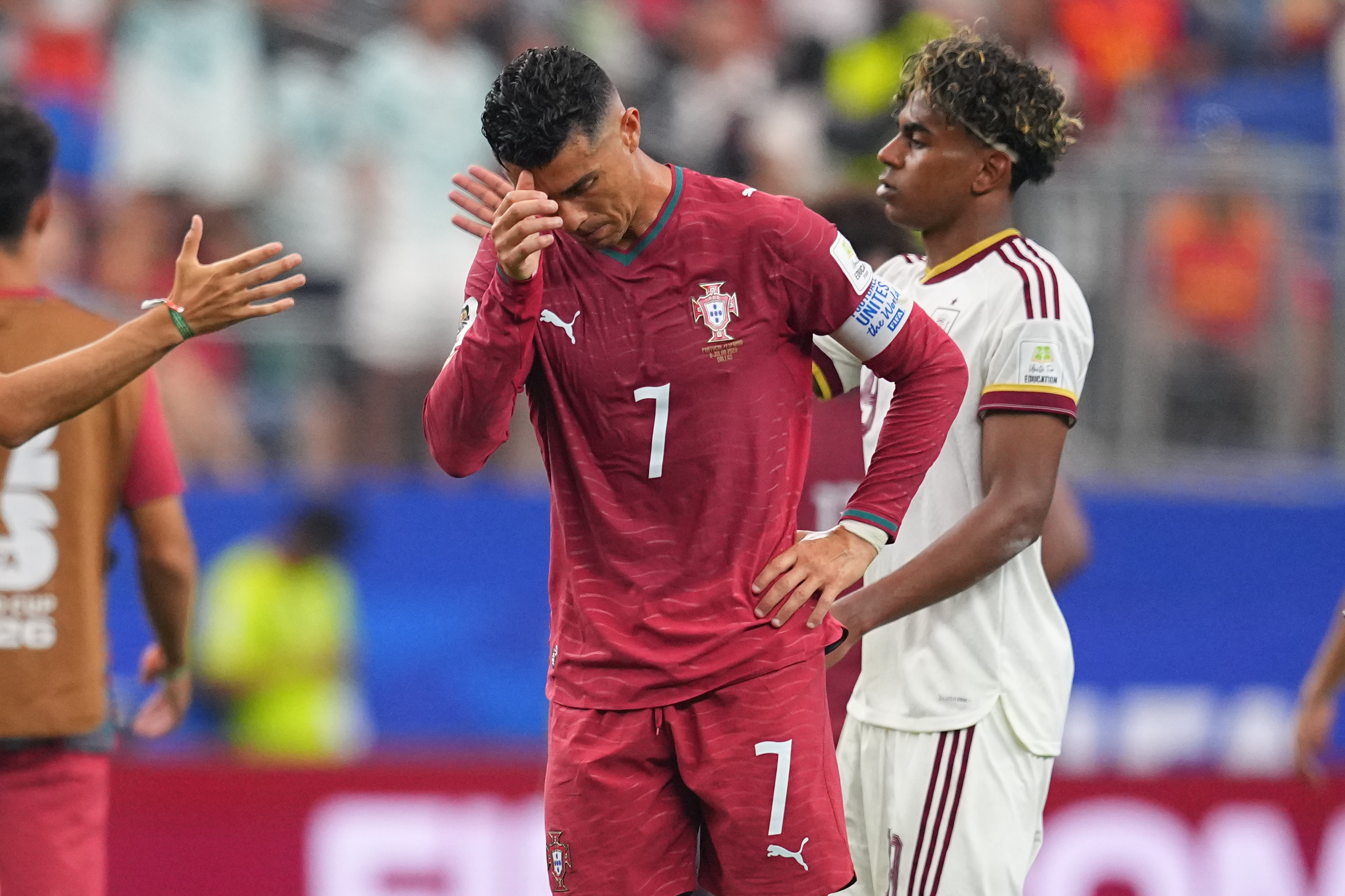 Ronaldo ovo nikada nije doživeo, Portugalci poslali brutalnu poruku: “Ne želimo da te ubijemo, ali dosta je”