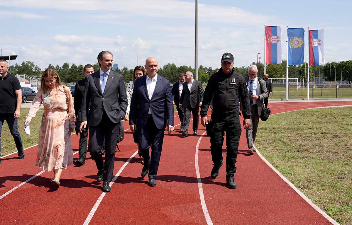Pripadnici UKP demonstrirali taktiku pred Interpolom: Evo šta je sve predstavljeno u Beogradu
