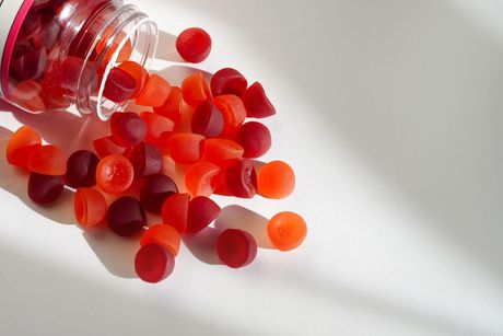 Gumeni vitamini