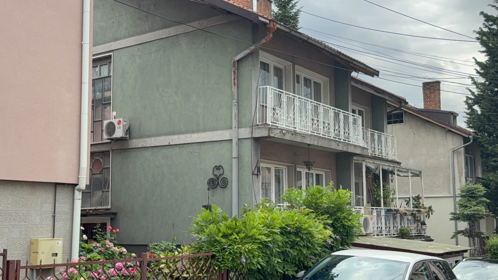 Ovo je Andrijina kuća u Beogradu, Cana ostala bez nje: Prepisao je ćerkama, postala predmet svađe i skandala