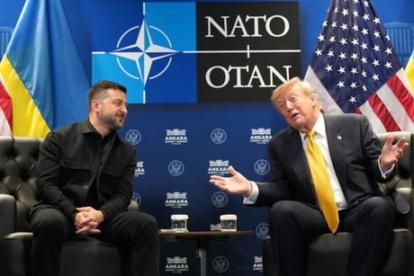 Donald Tramp i Volodimir Zelenski