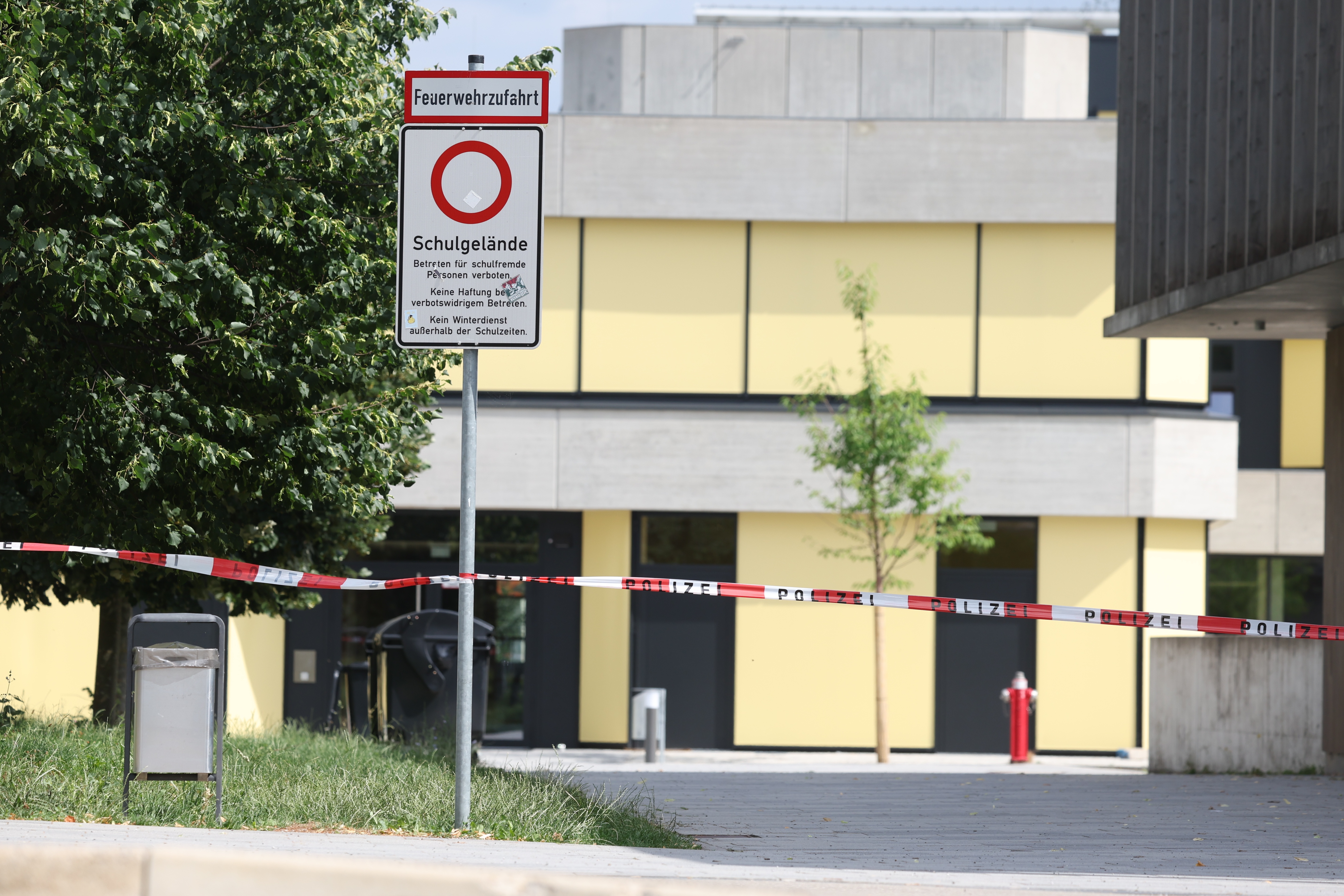 Pronađen manifest Hrvata (16) koji je izbo devojčice u Nemačkoj: Na 19 stranica gomila mržnje i ludila!