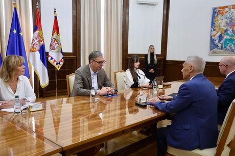 Bocan-Harčenko, Aleksadar Vučić, Sastanak