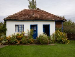 kuća na selu, selo, kuća