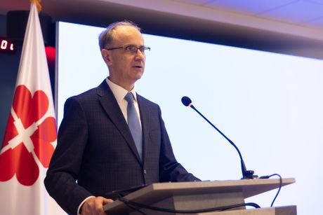 Predsednik Vlade Srbije prof. dr Đuro Macut, Institut za kardiovaskularne bolesti 