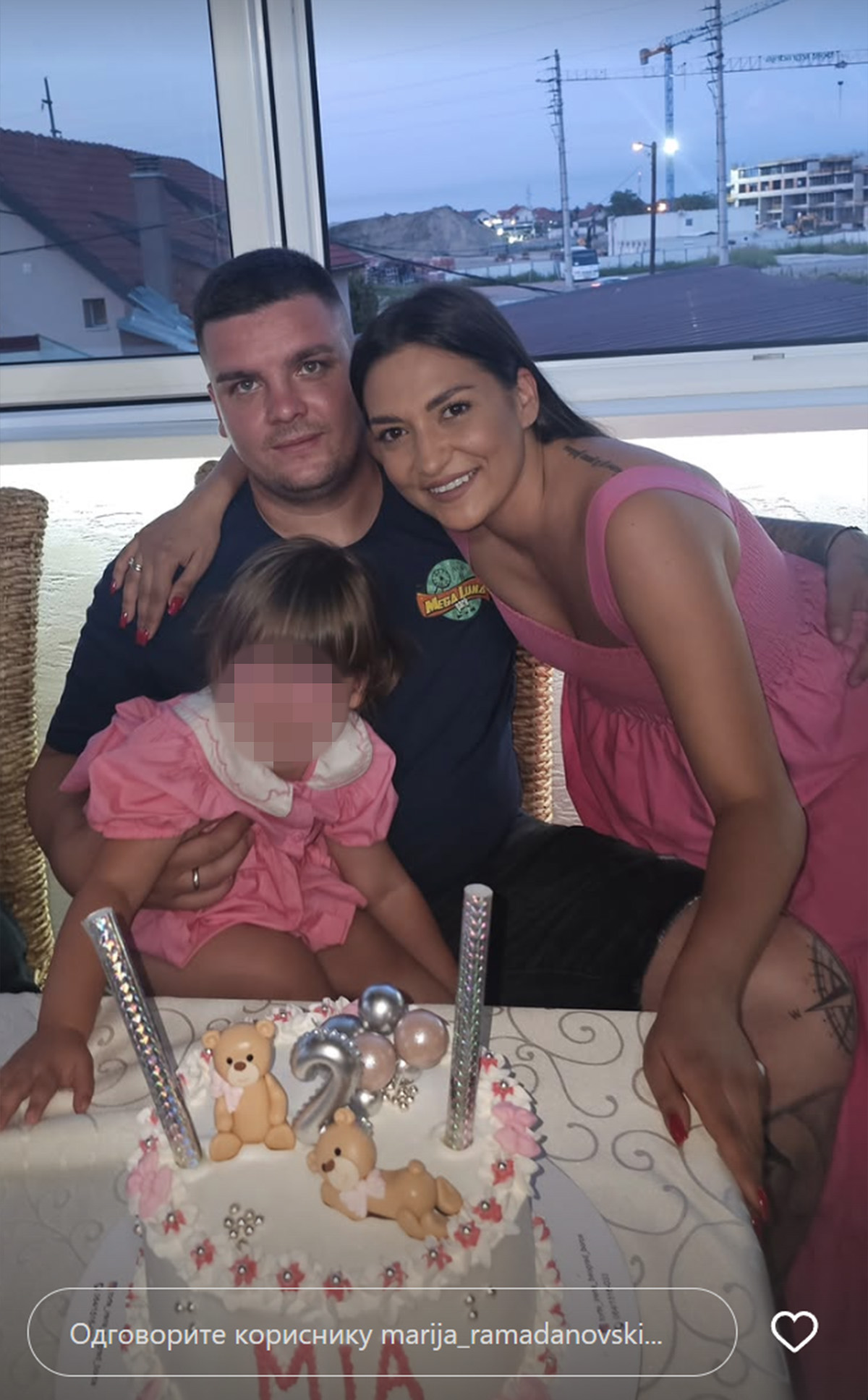 Džejeva naslednica slavi ćerki rođendan: Marija u zagrljaju muža, kad vidite tortu i malu Miju istopićete se