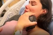 “Mislila sam da mi je beba umrla”: Zaspala tokom porođaja, a kada se probudila pronašla sina ispod jorgana