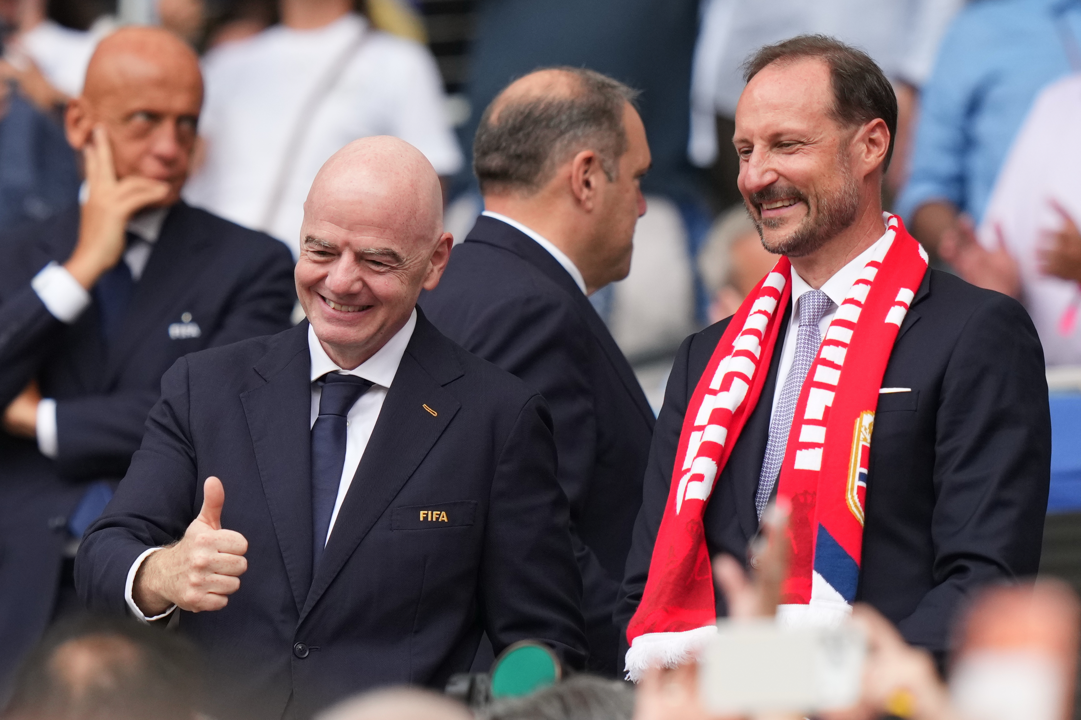 Bizarno: FIFA pušta navijače na konferenciju posle finala SP za 80 dolara, plaća se i slika sa Vozinjom