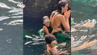 Uživala sa Pavlom Mensurom na Adi, pa odvela decu na Bali: Jelisaveti sve potaman, oko njih pravi raj