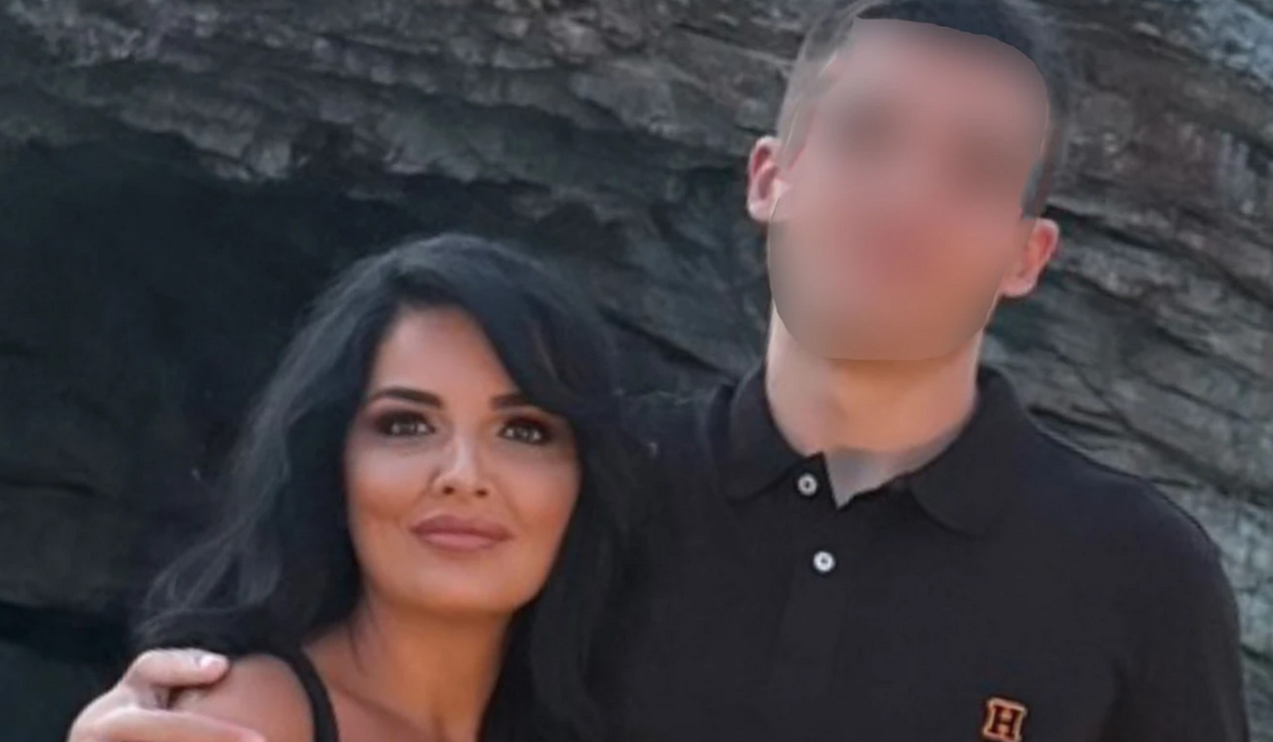 Milena ponosno pozirala sa naslednikom: Bogdan izrastao u zgodnog mladića, prerastao majku, poziraju zagrljeni