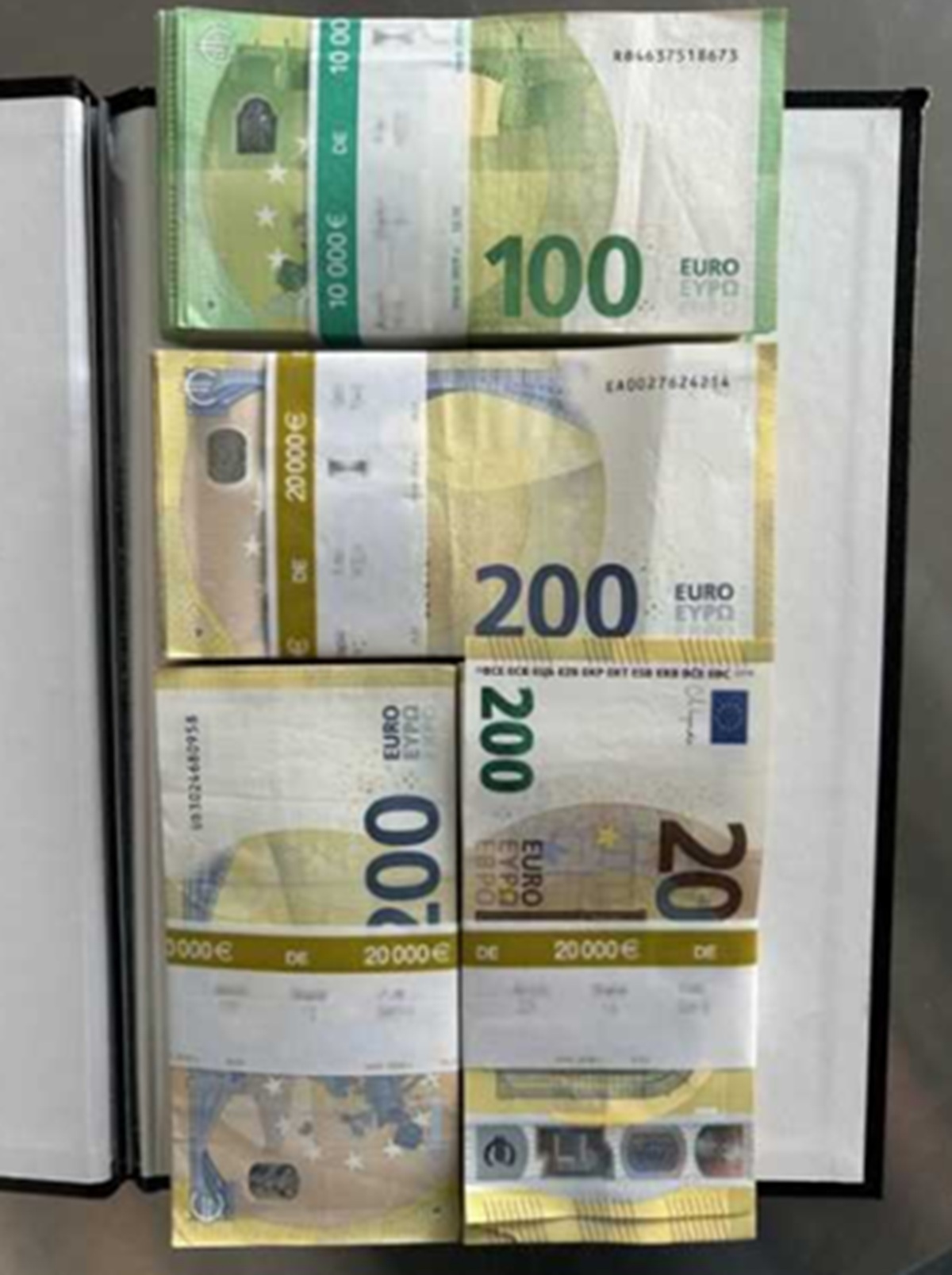 Zbog rokovnika će platiti kaznu 17.500 evra: Muškarac krenuo za Srbiju sa krcatim rancem