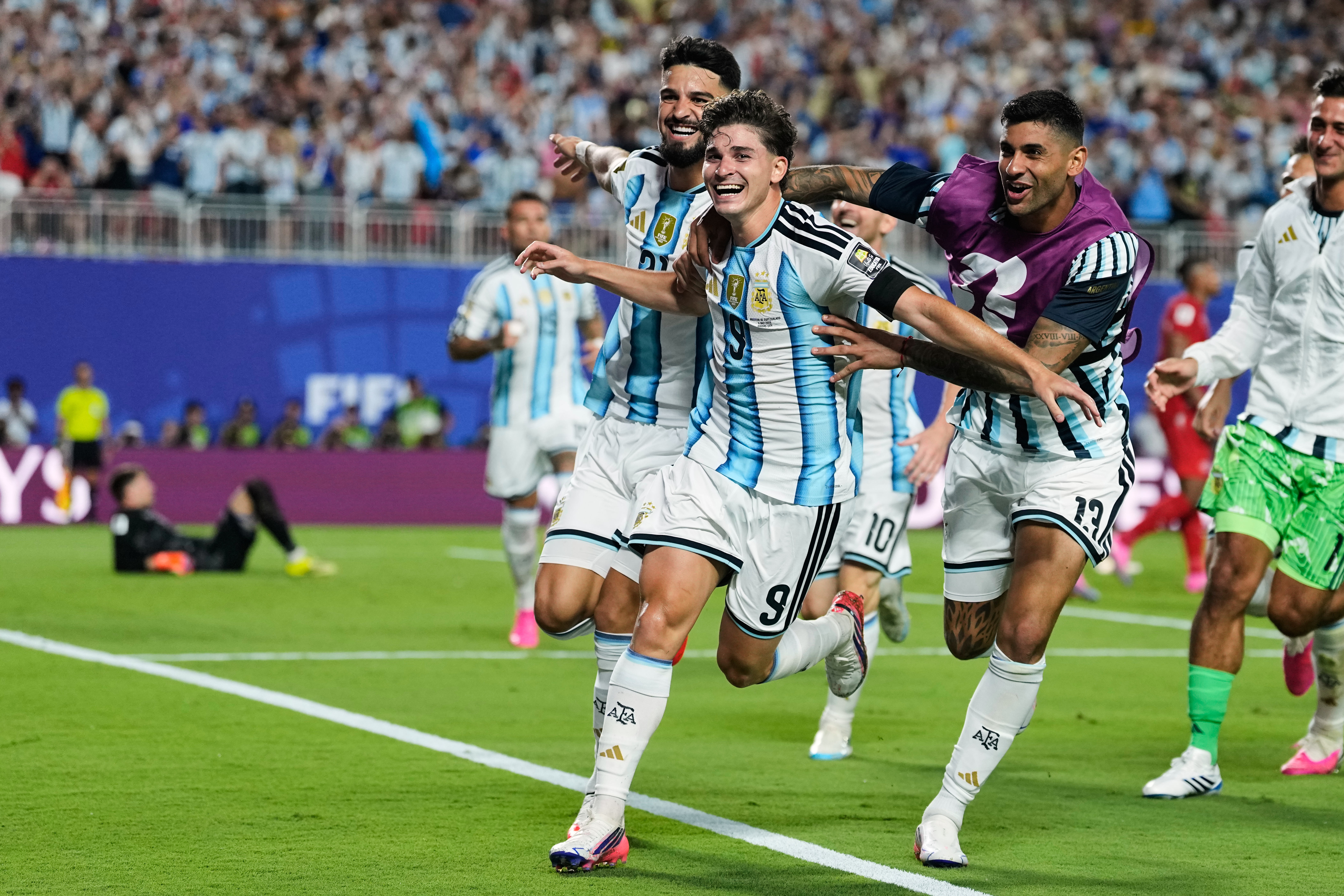Jedan od najboljih igrača Argentine na ceni, Arsenal sprema "ogromne" pare za napadača