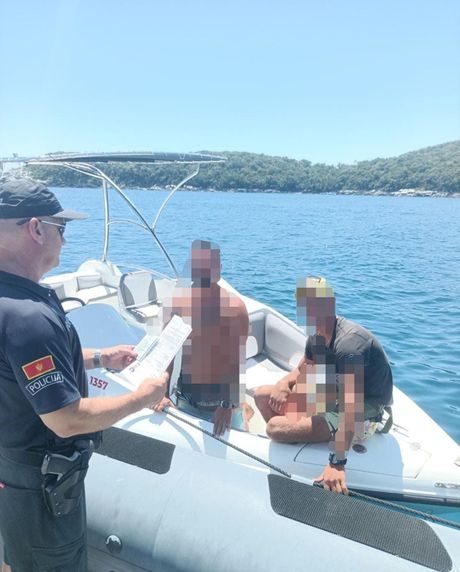 Crnogorska policija, kontrola na moru