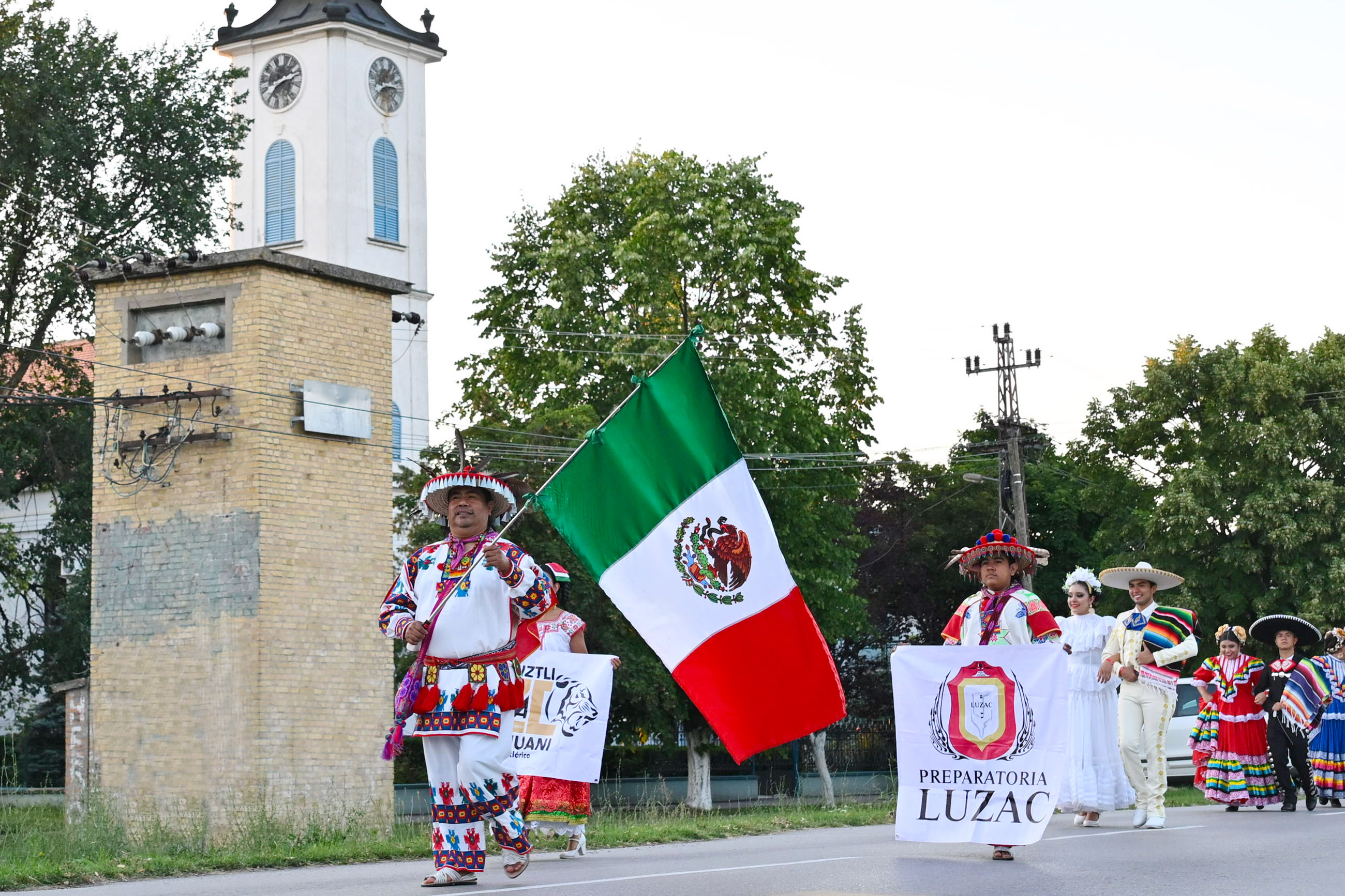 Kisač postao centar svetskog folklora: Publika otkriva tradicije Meksika, Perua i Srbije na jednom mestu
