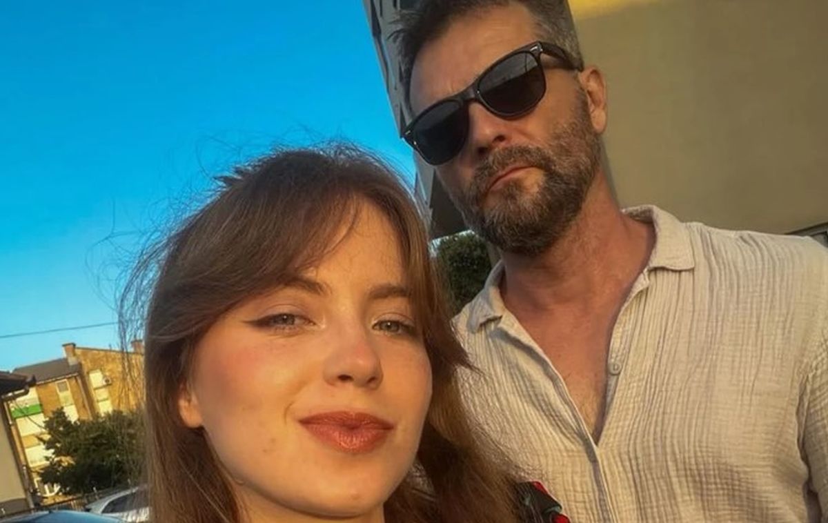 Glumac (52) sprema svadbu sa studentkinjom, sad joj priredio iznenadjenje: Njeni roditelji su izričito protiv
