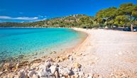 U plićaku ove plaže na Jadranu možete naći ostatke izgubljenog grada: Hrvatski dragulj za koji malo ko zna