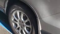 PARKIRAO BESPLATNO, A UJUTRU GA SAČEKAO ŠOK: Tokom noći prefarbali linije oko automobila i napisali mu kaznu!