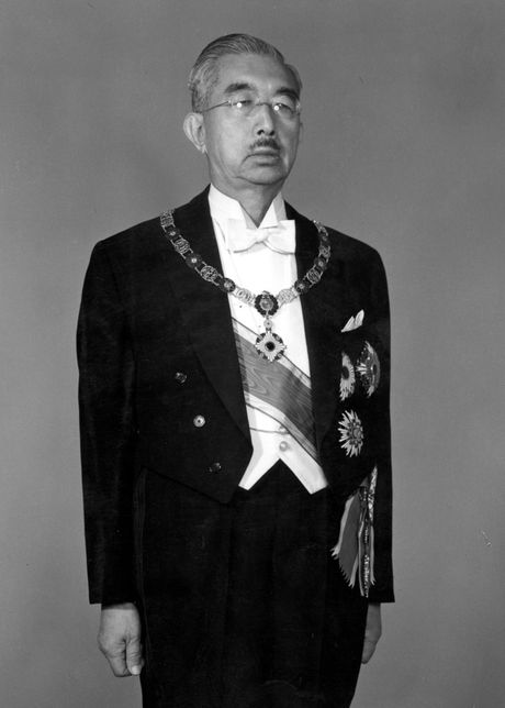 Japanski car Hirohito