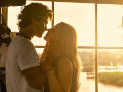 chase stokes and madelyn cline
