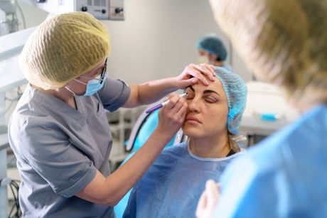 Estetske operacije, plastična hirurgija