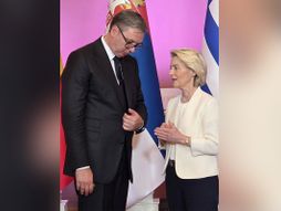 Aleksandar Vučić i Ursula fon der Lajen