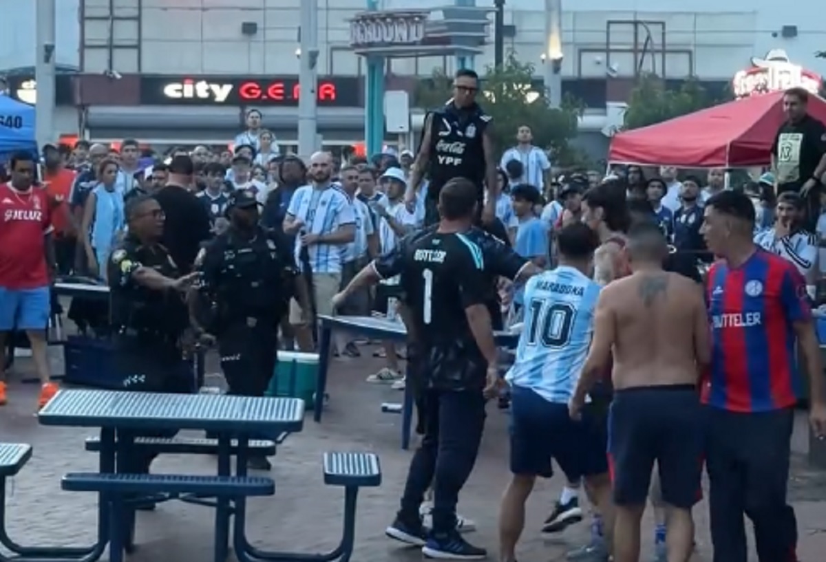 Argentinci "okupirali" Atlantu i napravili ludnicu, pa se međusobno "pobili" na ulici pred polufinale SP