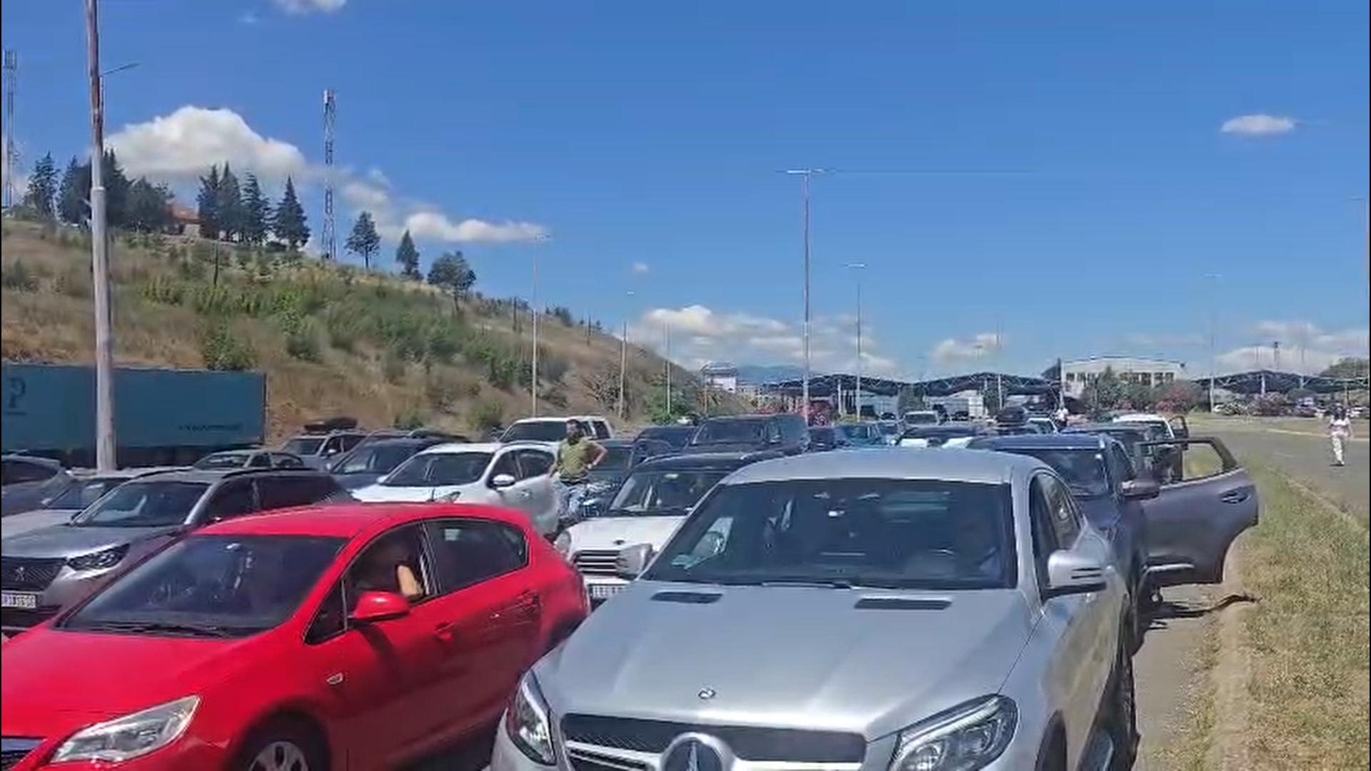 Vozačke dozvole u Srbiji bez ograničenja, ali ipak postoji jedna ZAČKOLJICA! Evo za koga važe posebna pravila