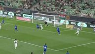 Ferencvaroš - Vojvodina: Voša primila 2 gola za 7 minuta sa igračem manje (POLUVREME)