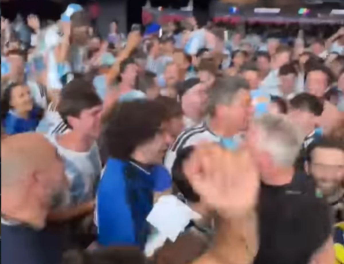Bastijan Švajnštajger napravio ludnicu na ulici, slavio sa Argentincima plasman u finale, a pre 12 godina...
