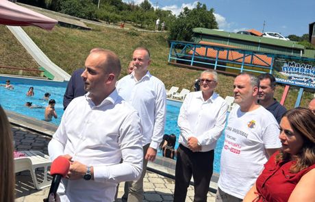 Otvorena besplatna škola plivanja u Aranđelovcu